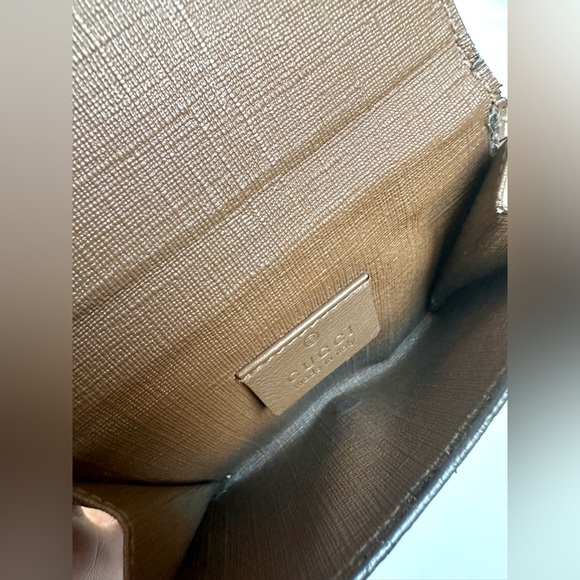 Vintage Gucci Bifold Wallet, AS IS, FINAL SALE - Picture 8 of 16